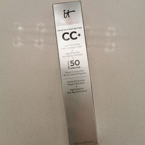 it Cosmetics CC+ Cream SPF 50 UVA/UVB Light Medium